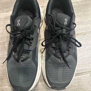 On Running Men's Black and White Athletic Shoes